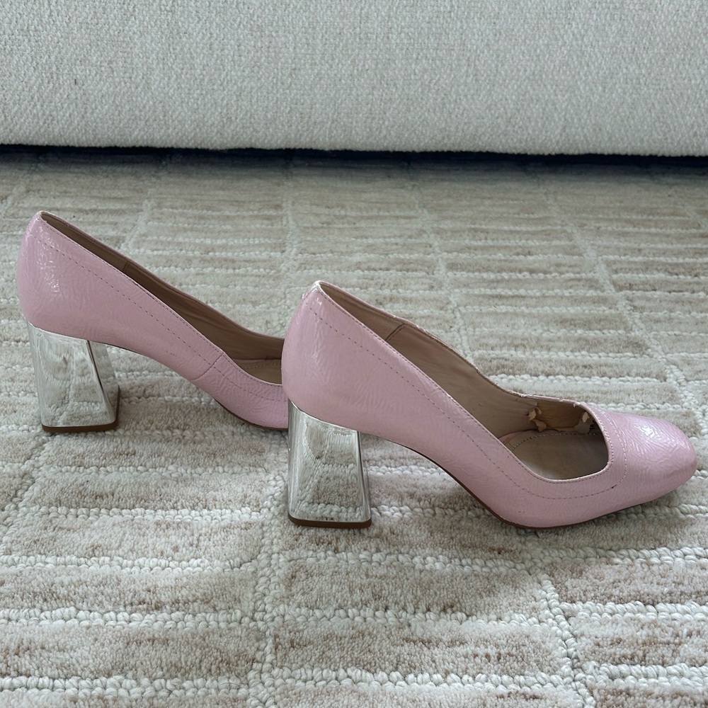 Zara pumps. Size 6